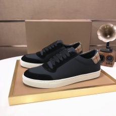 Burberry Low Shoes